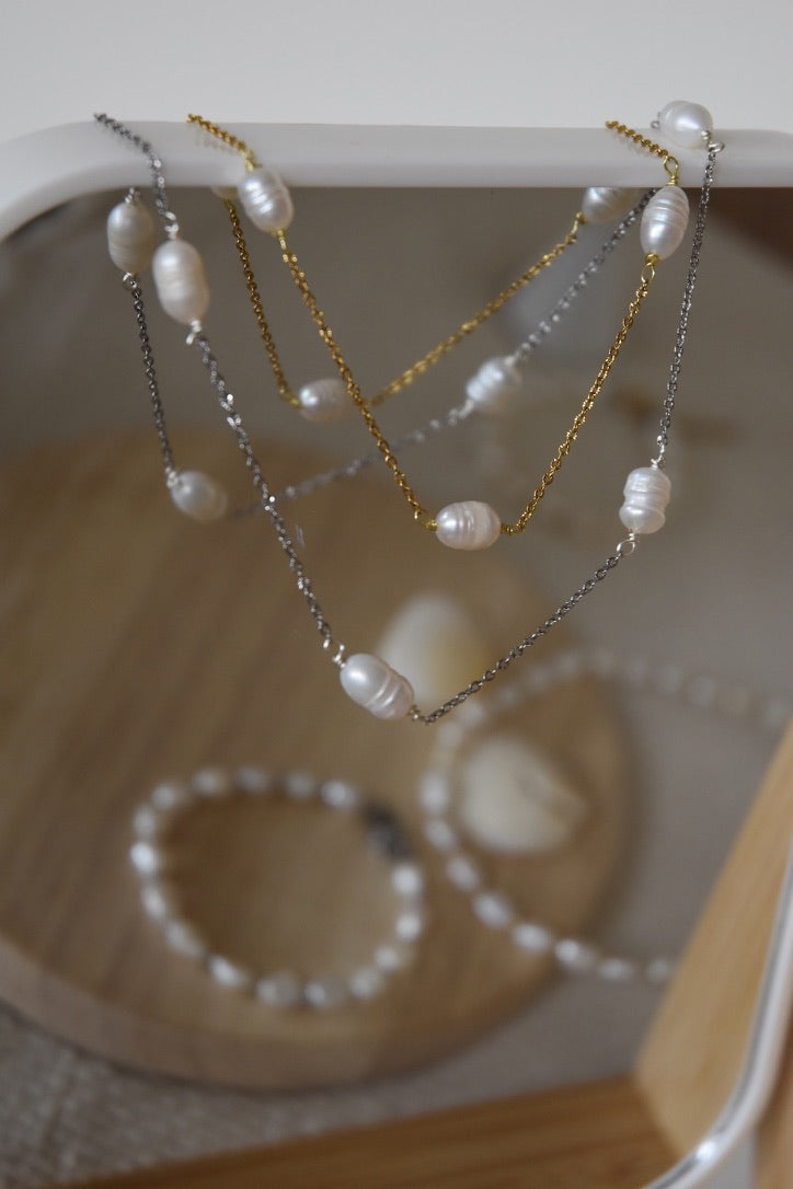 Pearl Link: Beaded Necklace
