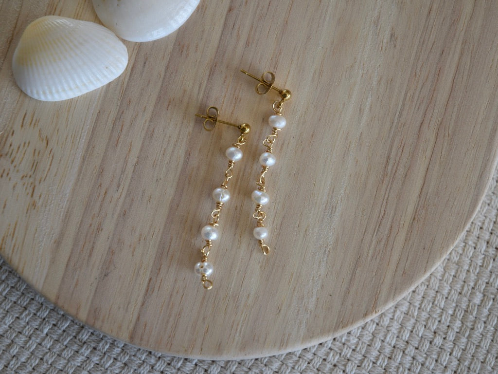 Pearl Flow: Dangle Earrings
