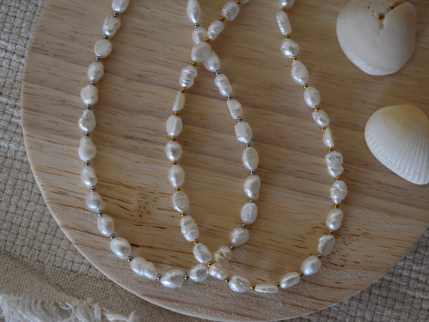The Classic Pearl: Beaded Necklace