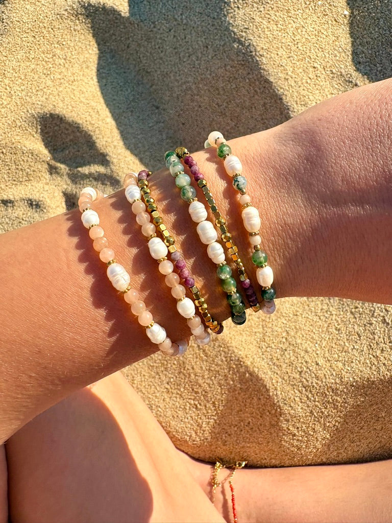 Lagoon Reflections: Beaded Bracelet