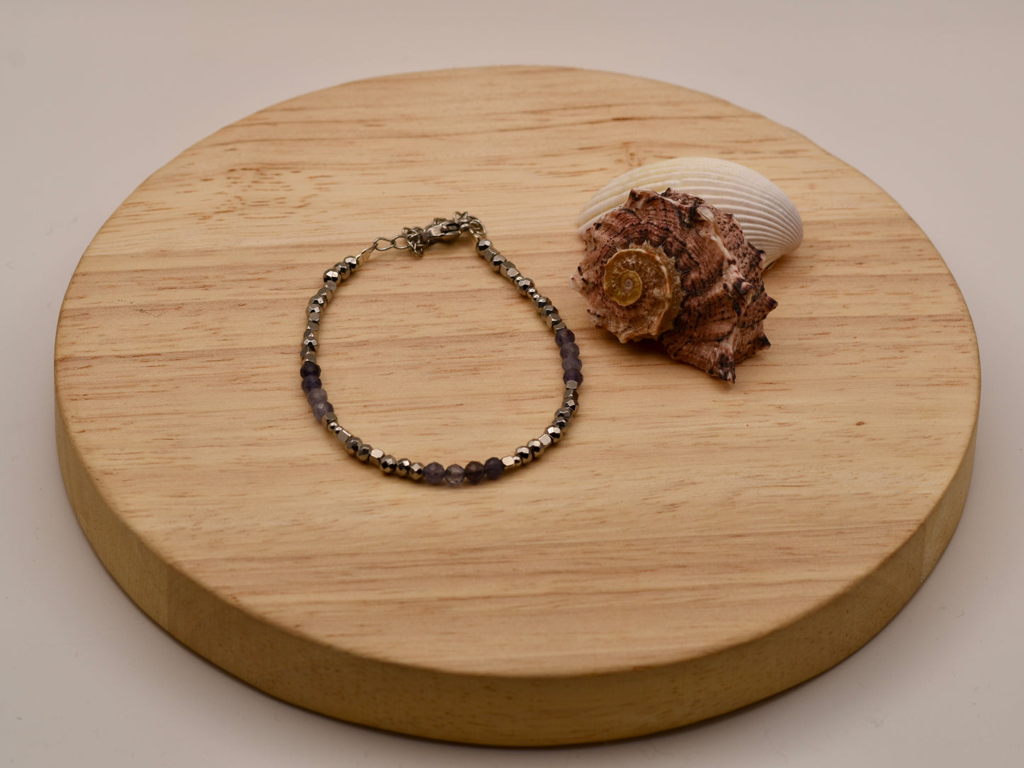 Lavender Speckled Glow: Beaded Bracelet