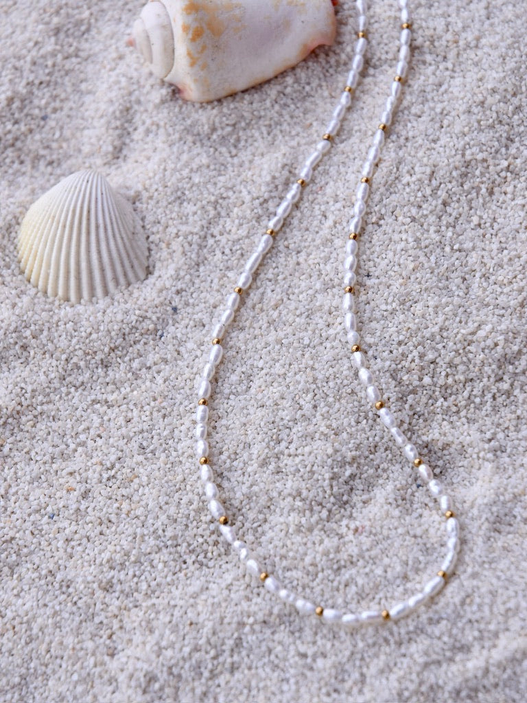Mini Pearl: Beaded Necklace