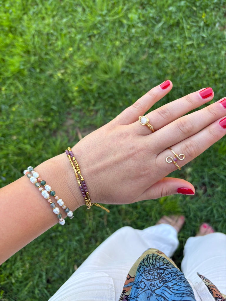 Berry Twisted Speckle: Wire Ring