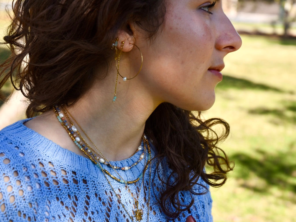 Simple Pearl: Hooped Earring