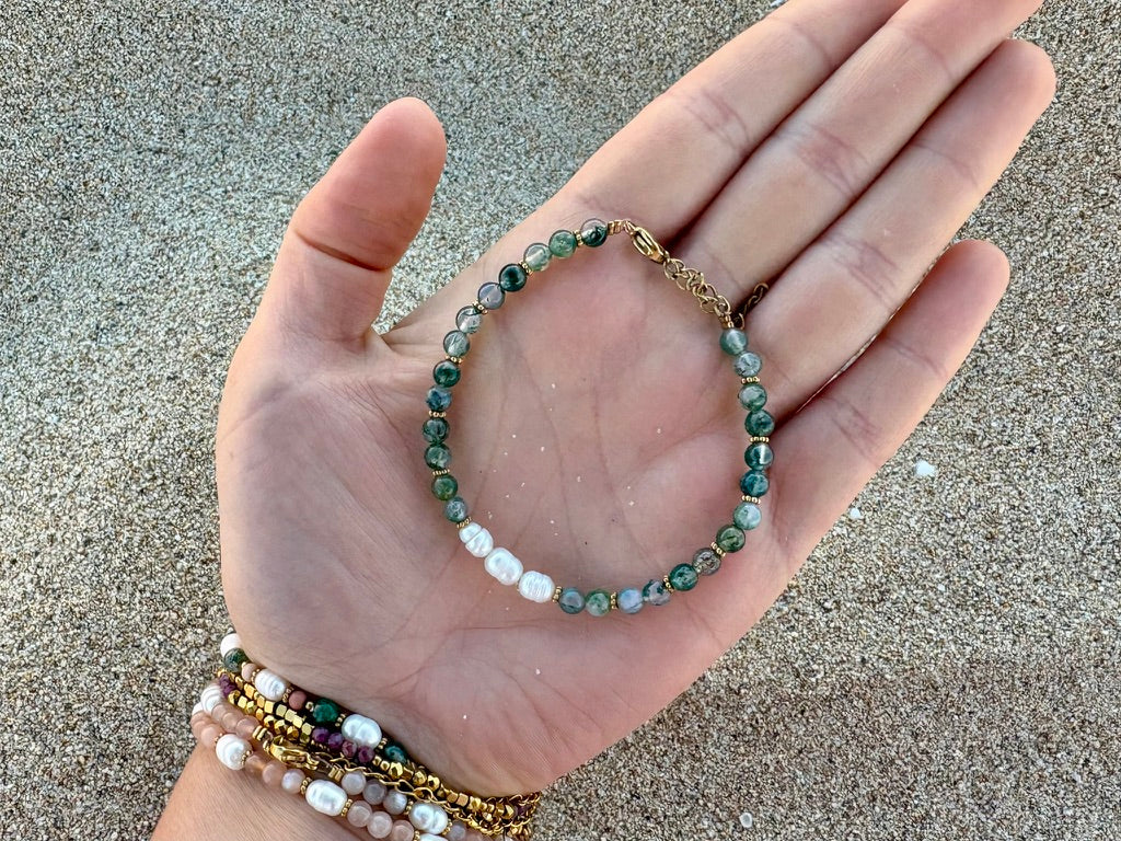 Lagoon Reflections: Beaded Bracelet
