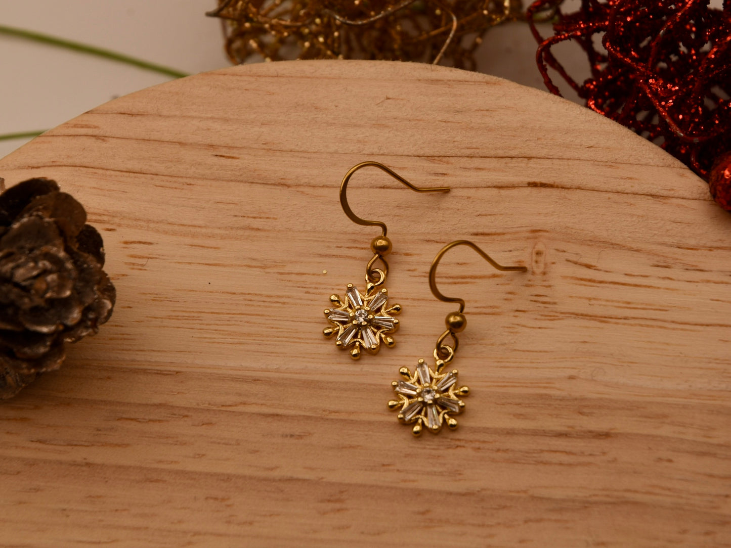 Winter Snowflake: Dangle Earrings