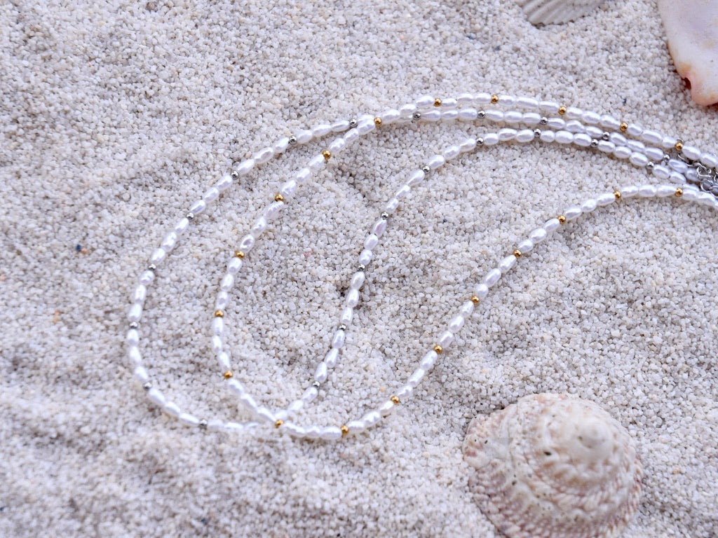 Mini Pearl: Beaded Necklace