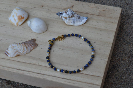 Midnight Tide: Beaded Bracelet