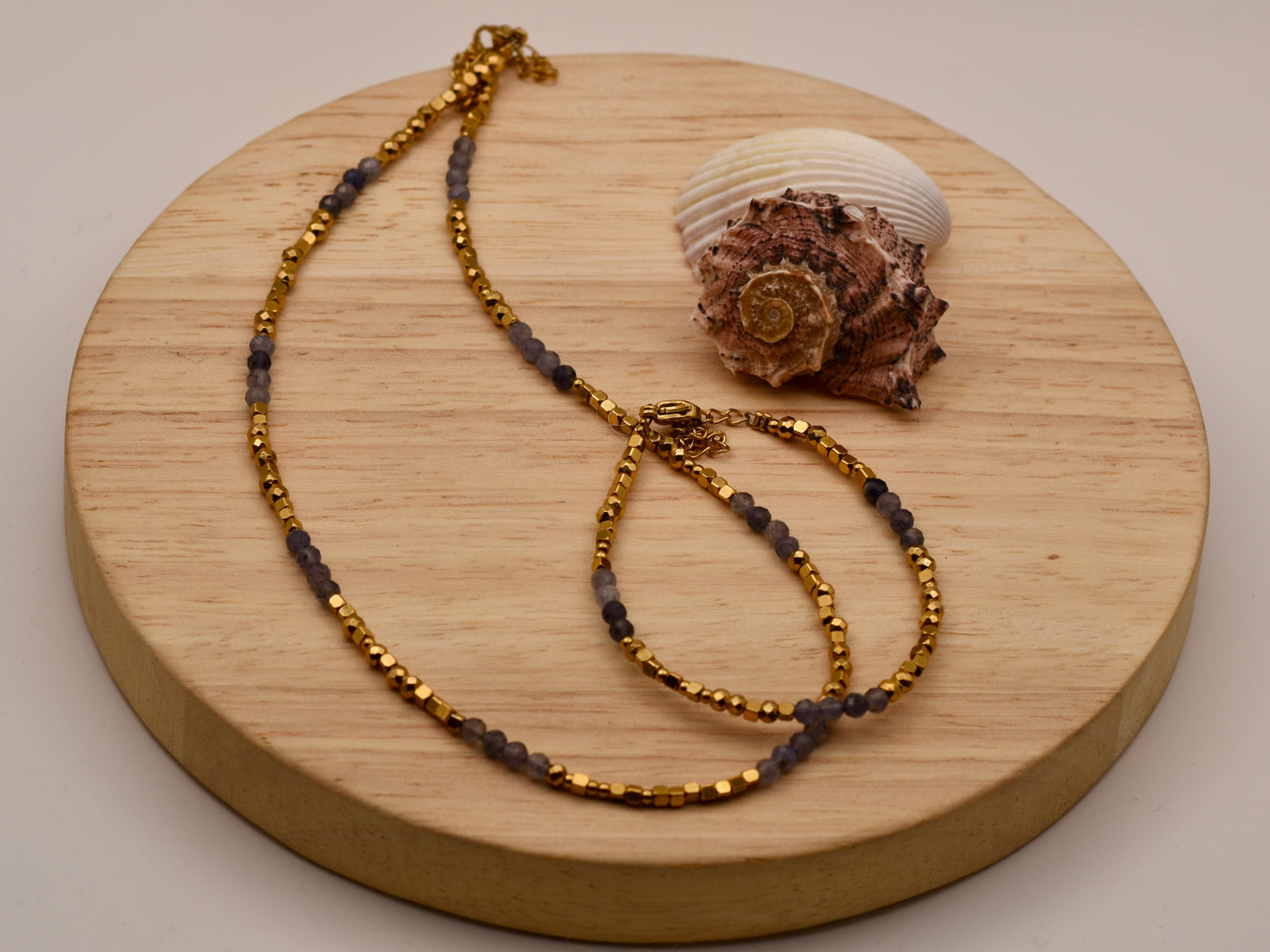 Lavender Speckled Glow: Beaded Bracelet