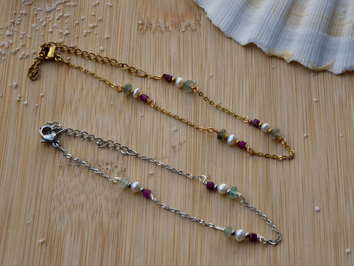 Color Link: Beaded Bracelet